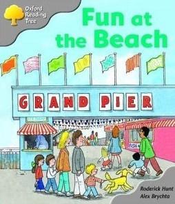 Oxford Reading Tree: Stage 1: First Words: Fun at the Beach - Thryft