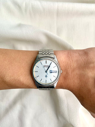 Seiko Quartz Silver-Tone Round Link Bracelet Watch