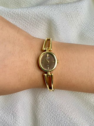 Vintage Seiko Quartz Gold-Tone Oval Bracelet Watch