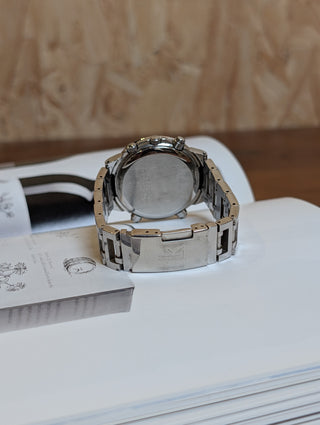 Vintage Seiko Quartz Chronograph Silver Round Bracelet Watch