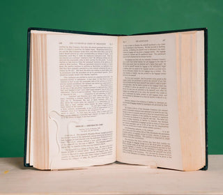 Contracts Cases and Comment - Thryft